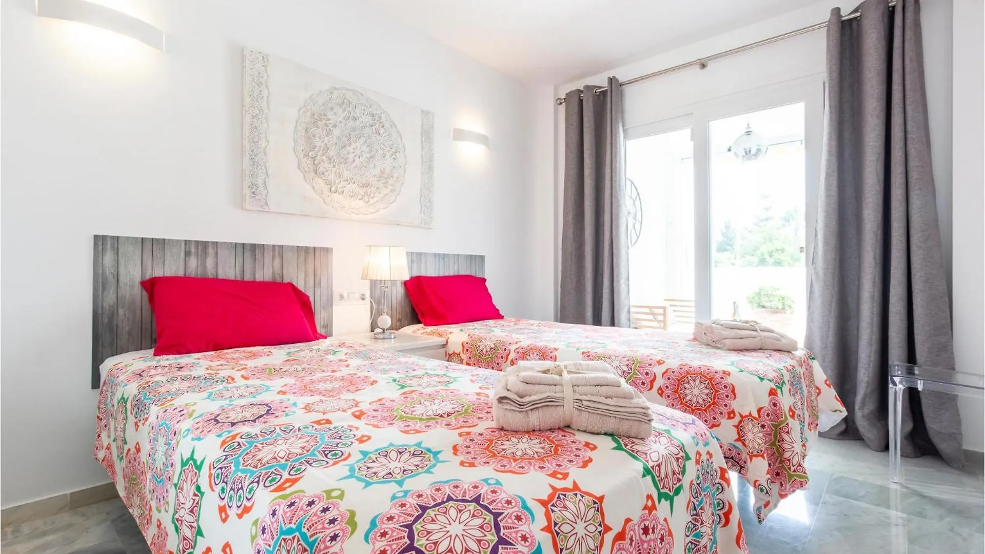 Awesome Home In Benalmadena With Sauna contacts